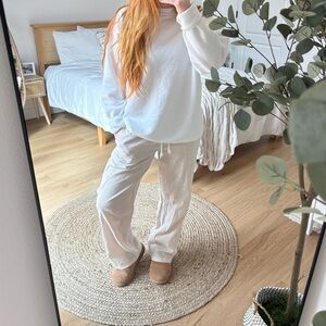Brandy Melville - white and tan stripped comfy pant